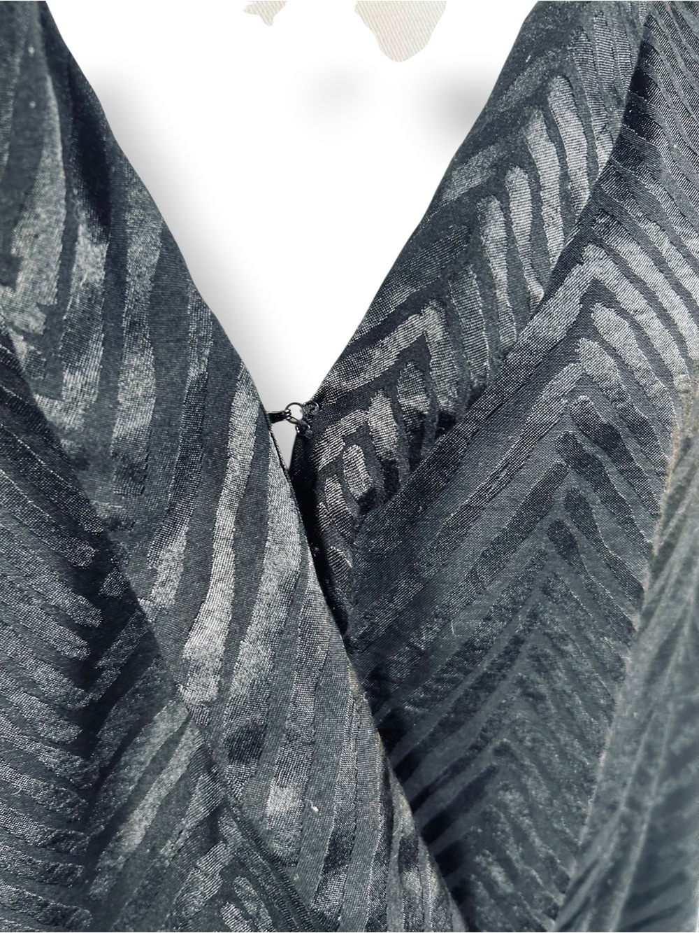 4/$20 White House Black Market Black Satin Zebra Print Surplice Blouse Medium - Picture 3 of 6